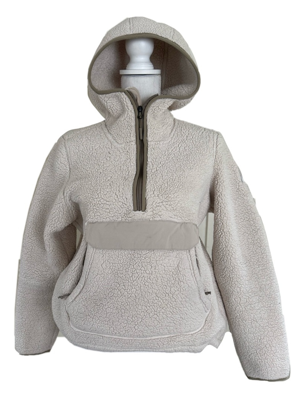 The North Face Women's Cream Sherpa Fleece Hoodie Pullover